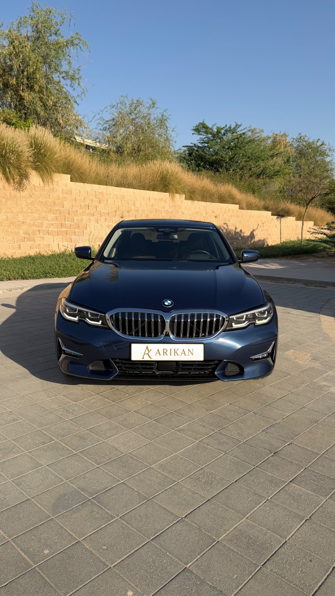 BMW 320i